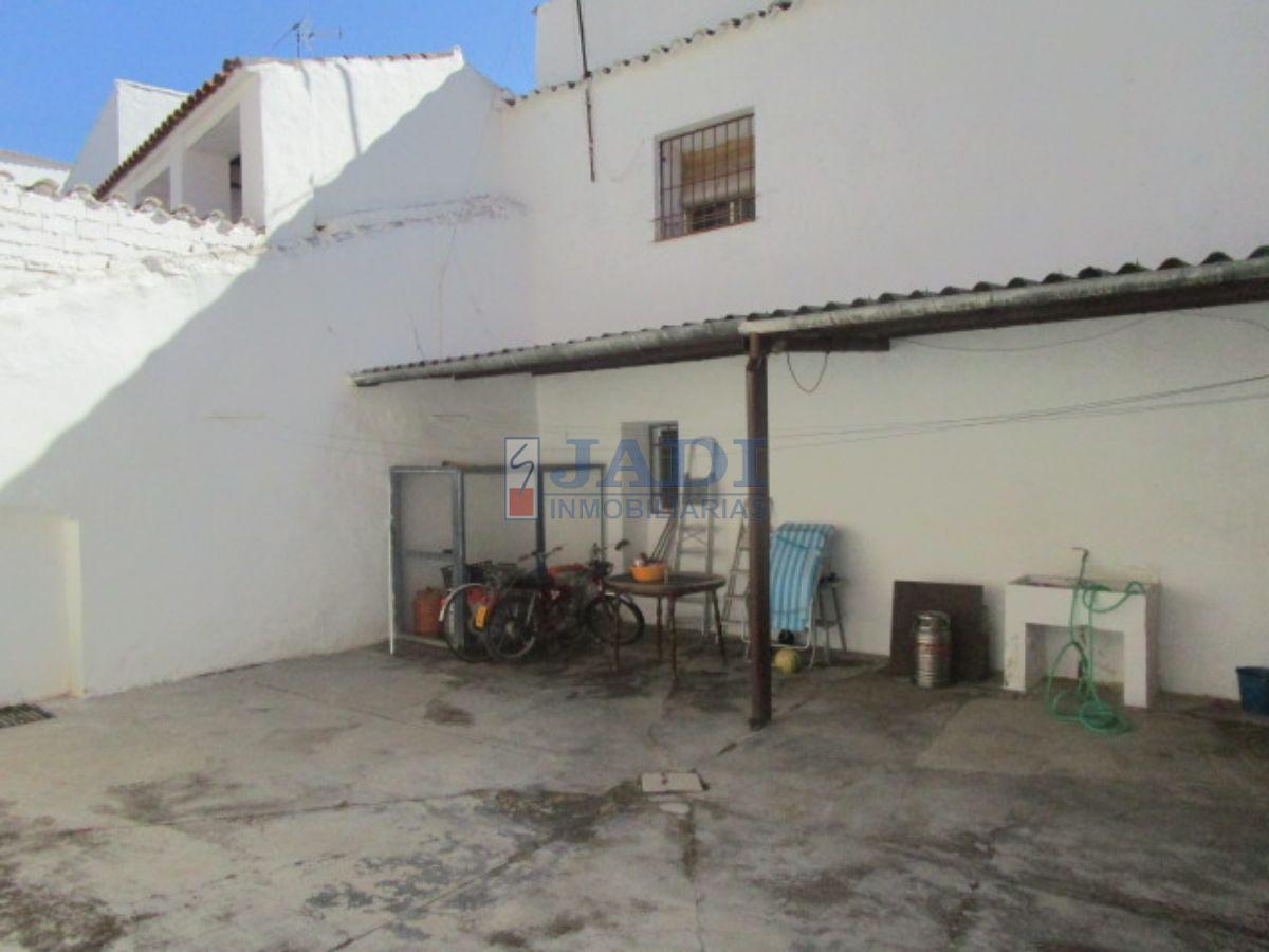 For sale of house in Valdepeñas