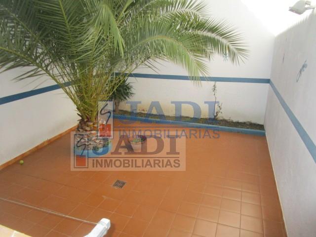 For sale of house in Valdepeñas