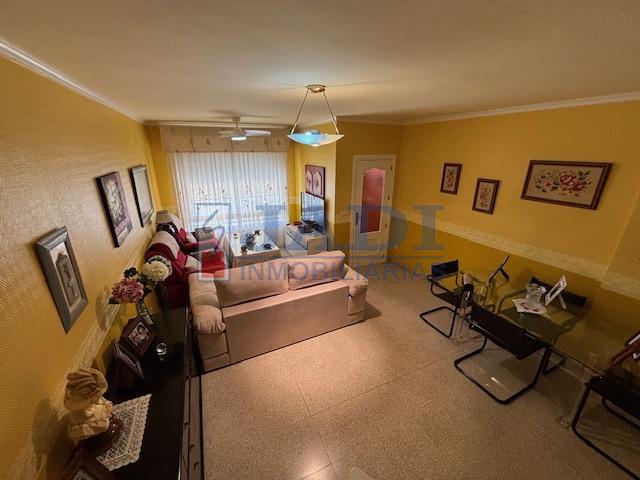 For sale of house in Valdepeñas