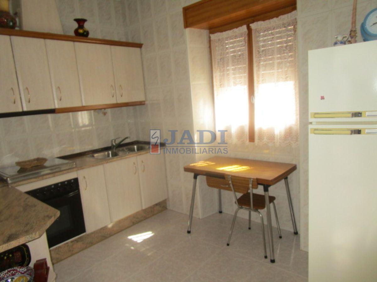 For sale of house in Valdepeñas