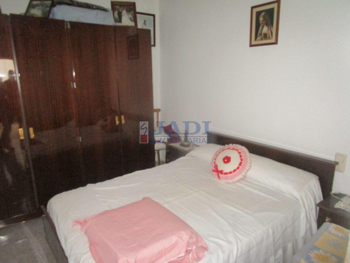 For sale of house in Valdepeñas