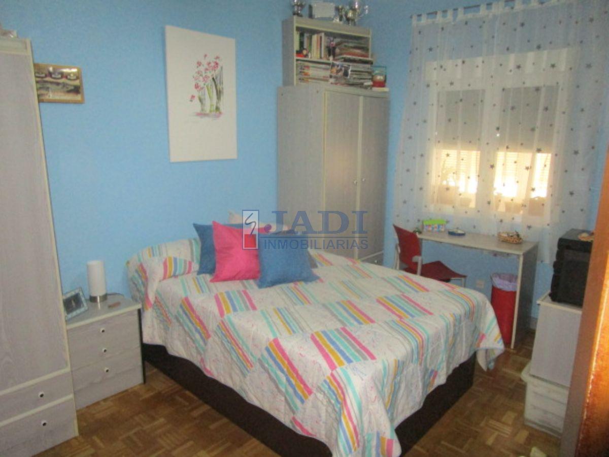 For sale of flat in Valdepeñas