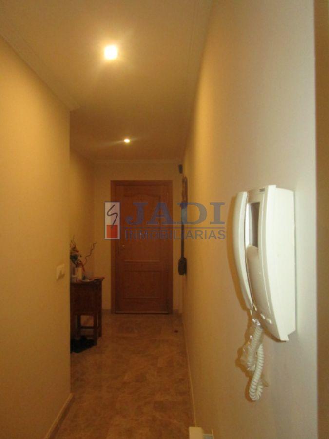For sale of penthouse in Valdepeñas