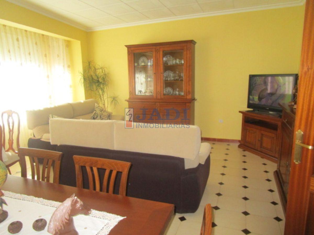 For sale of house in Valdepeñas