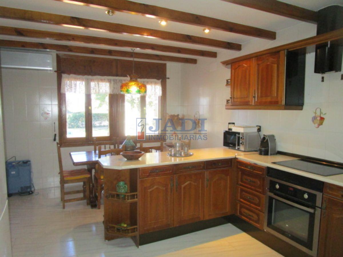 For sale of chalet in Valdepeñas