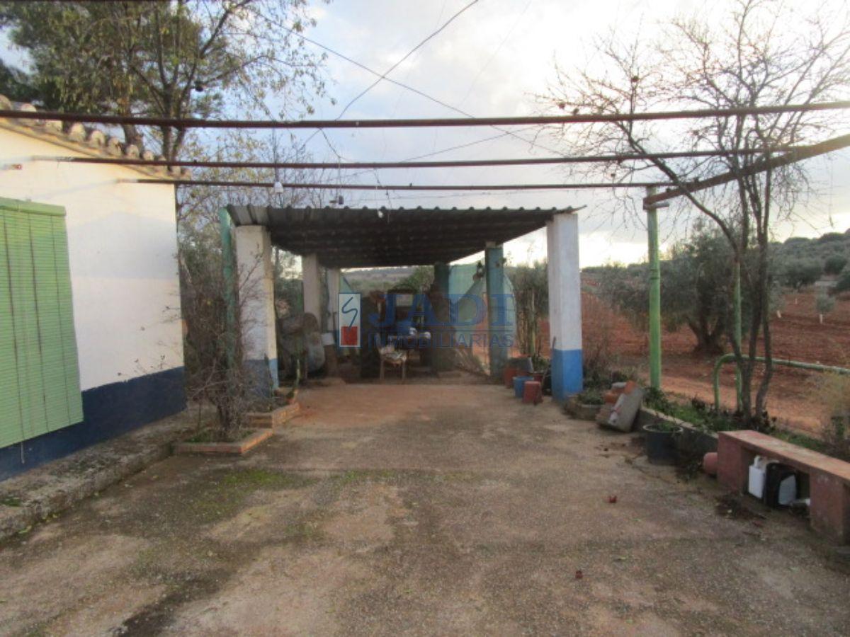 For sale of house in Valdepeñas