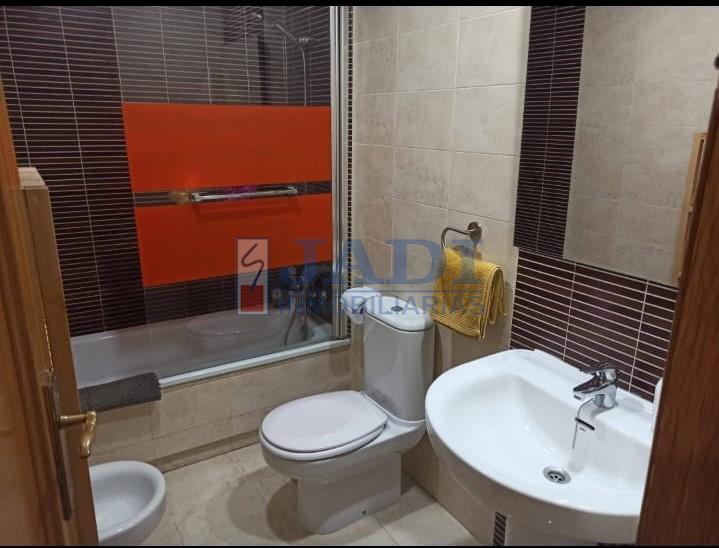 For sale of apartment in Valdepeñas