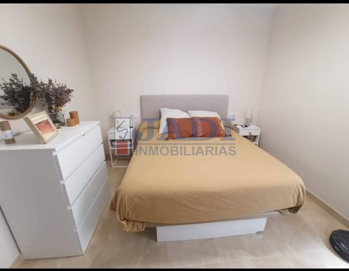 For sale of apartment in Valdepeñas
