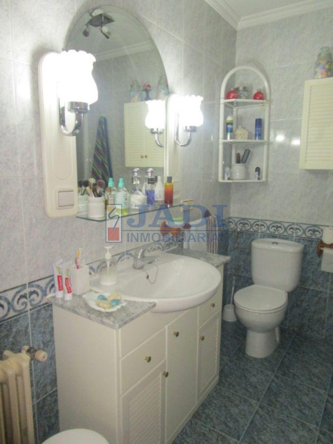 Venta de casa en Valdepeñas