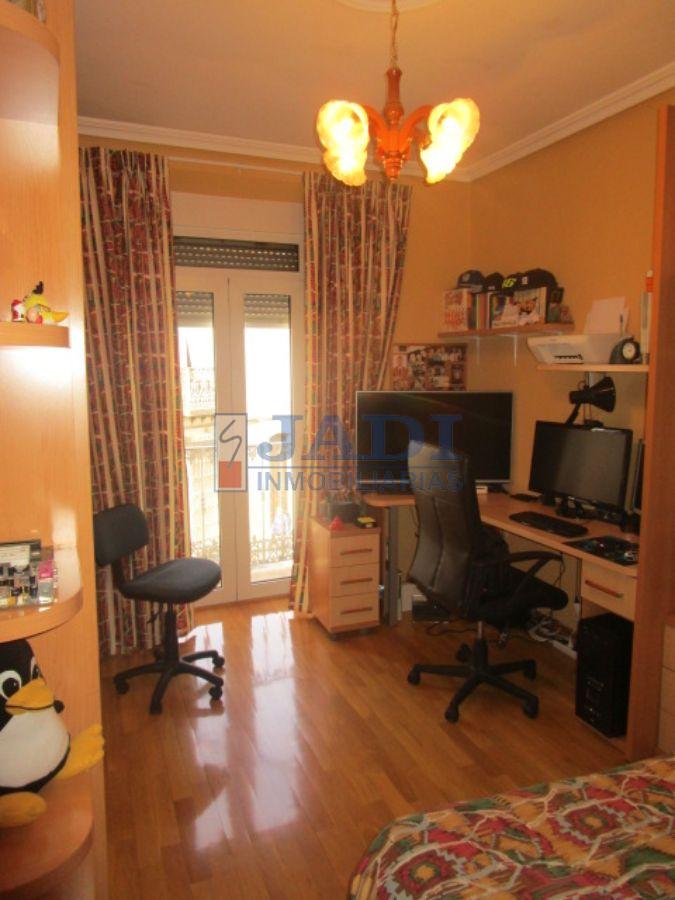 Venta de casa en Valdepeñas