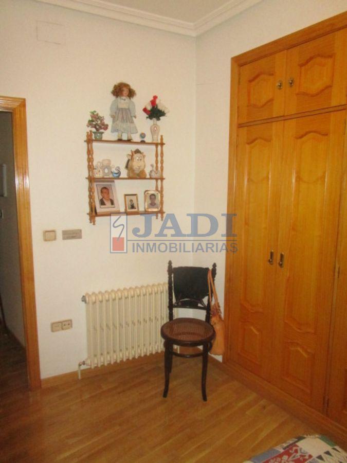Venta de casa en Valdepeñas