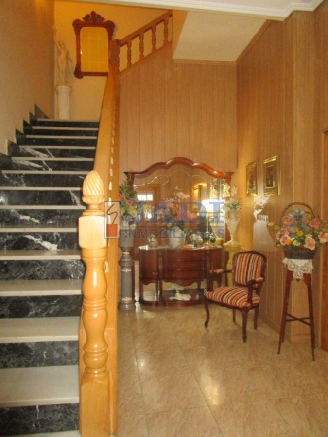 Venta de casa en Valdepeñas