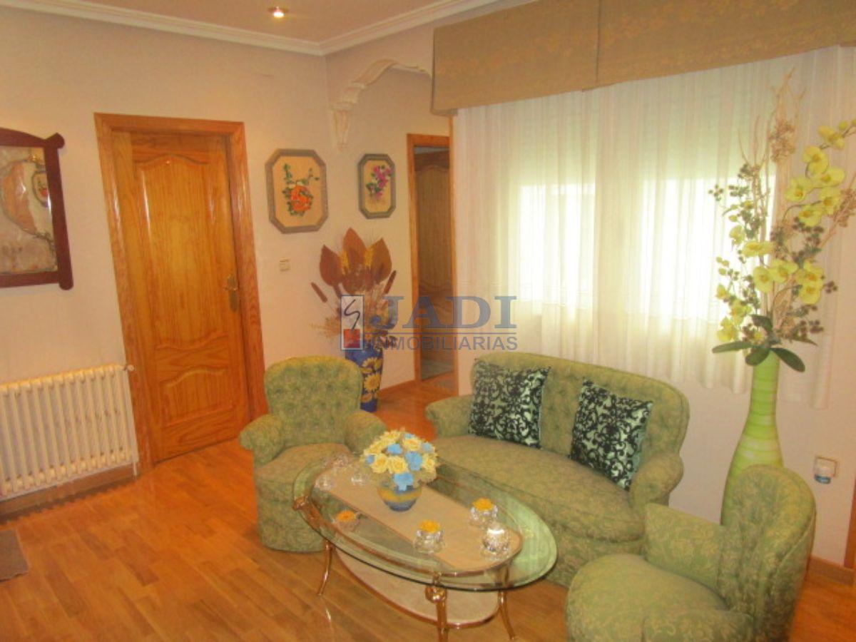 Venta de casa en Valdepeñas