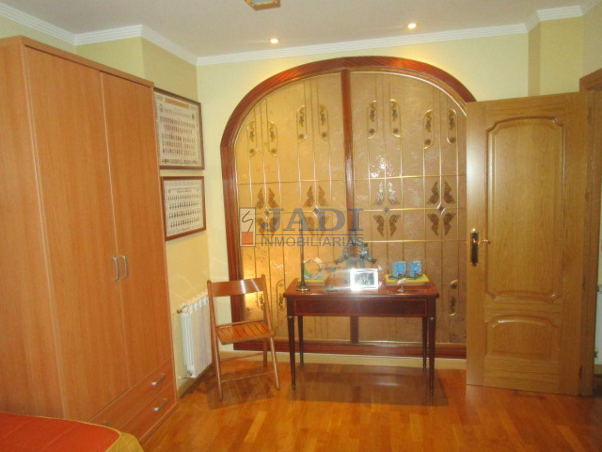 For sale of house in Valdepeñas