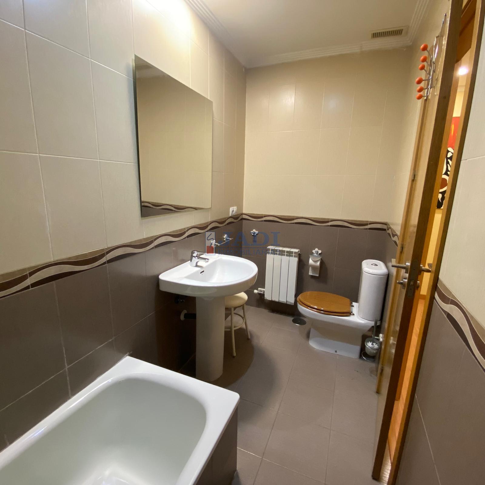 For rent of flat in Valdepeñas