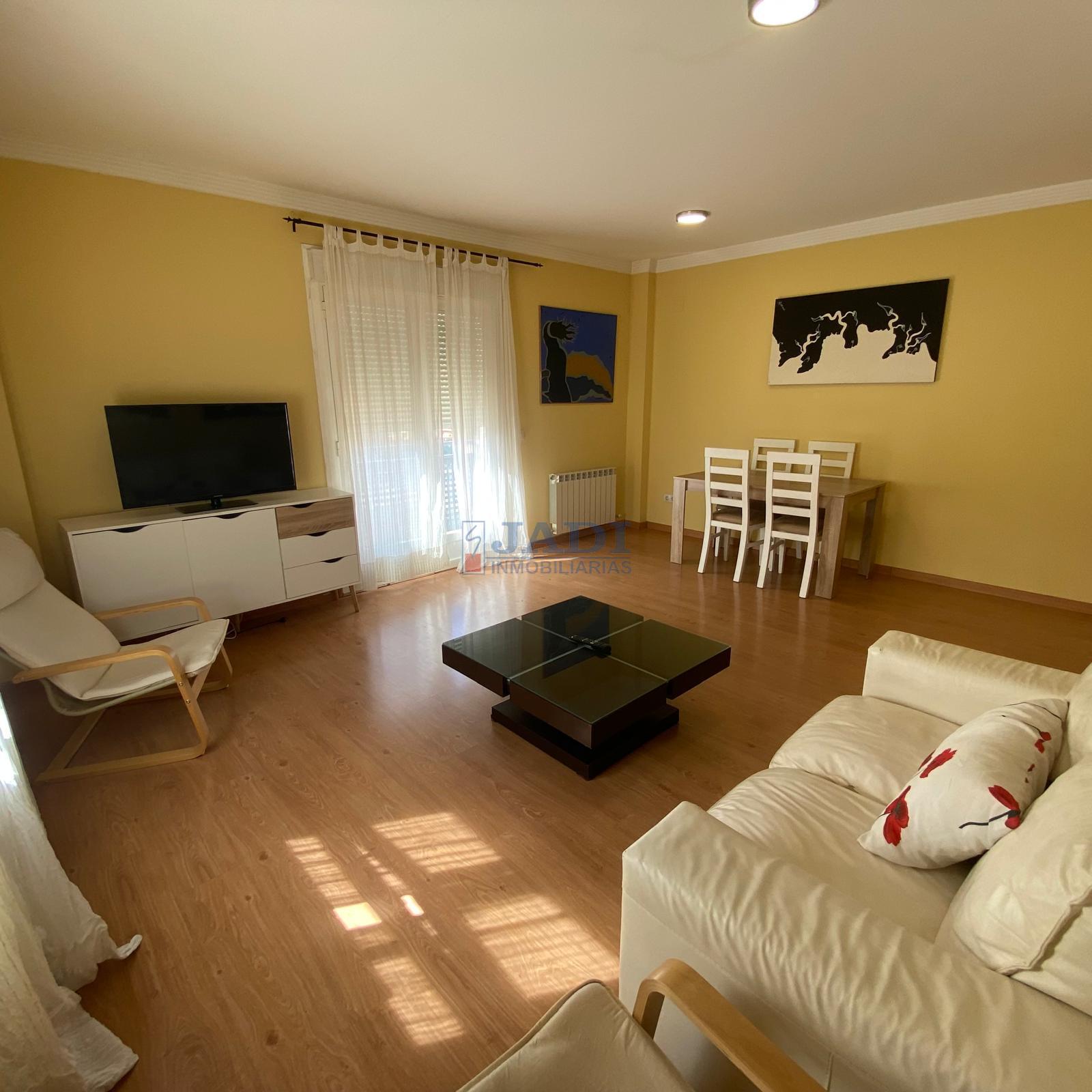 For rent of flat in Valdepeñas