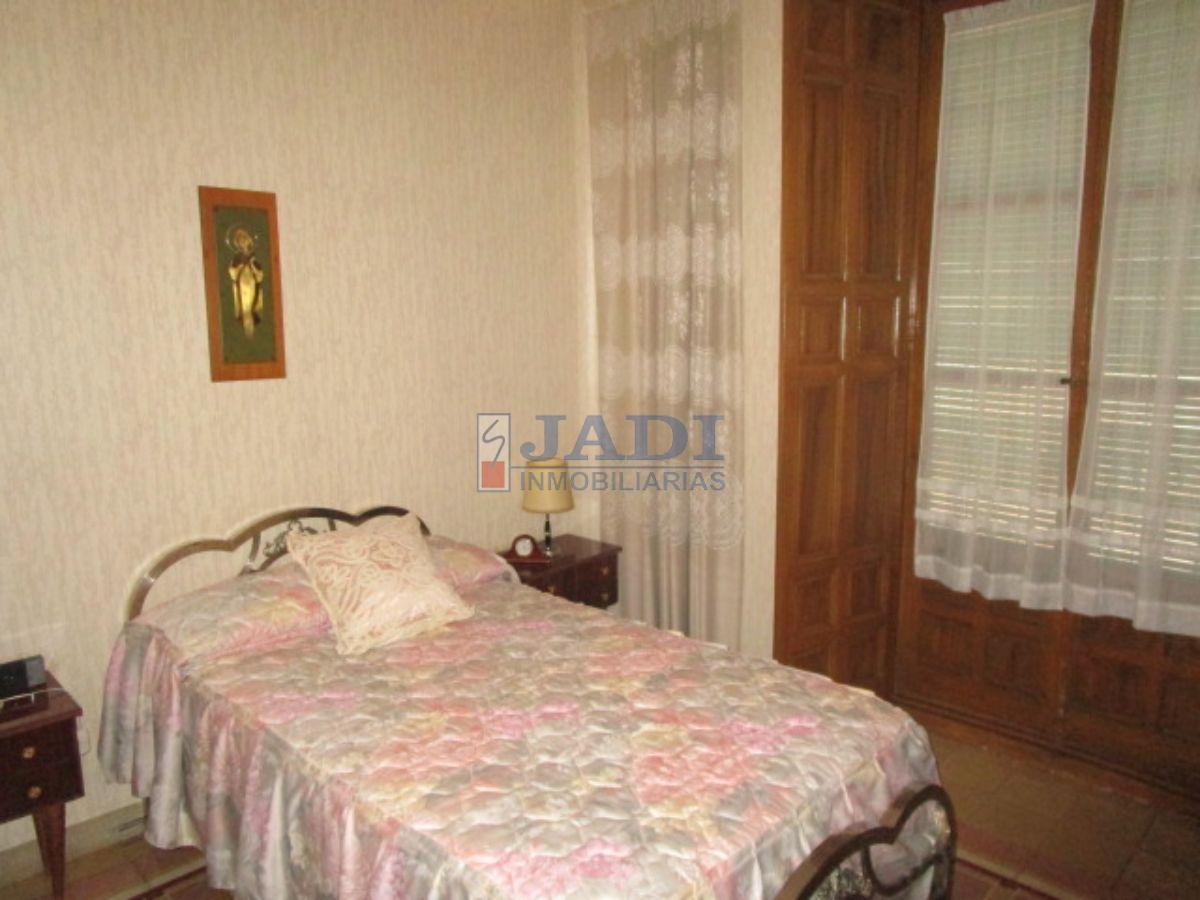 Venta de casa en Valdepeñas