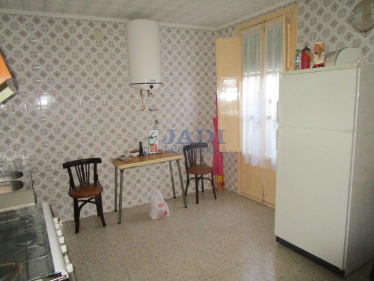 For sale of house in Valdepeñas