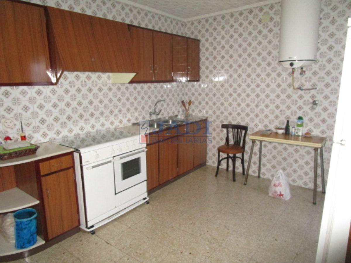 For sale of house in Valdepeñas