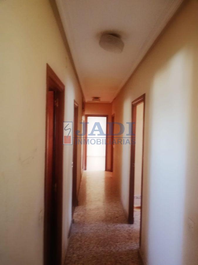 For sale of flat in Manzanares