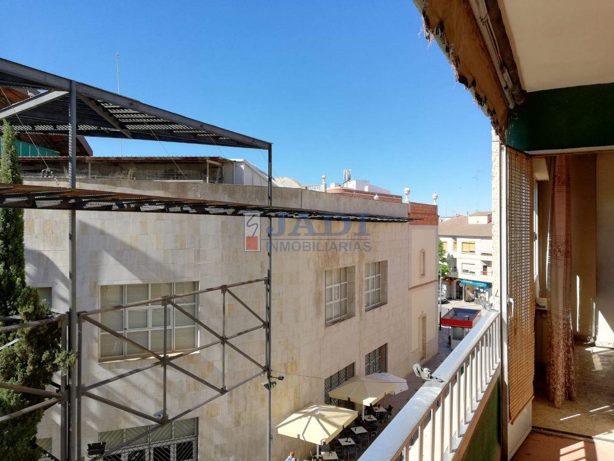 For sale of flat in Manzanares