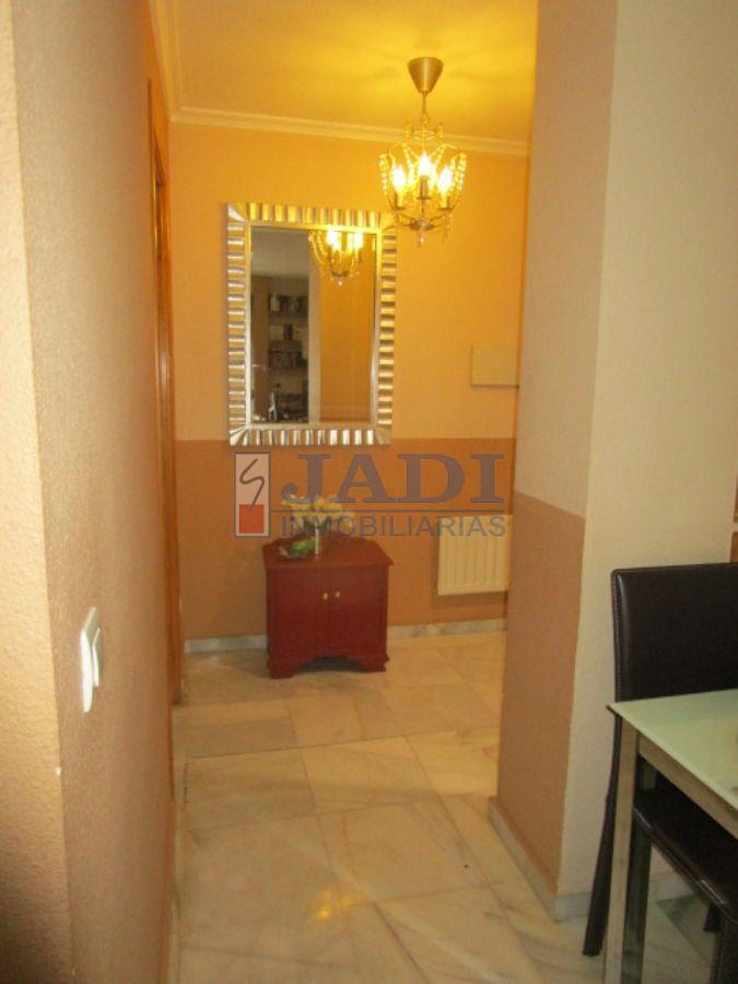 For sale of flat in Valdepeñas