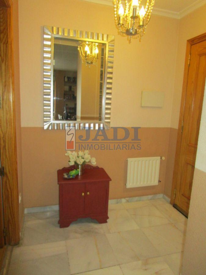 For sale of flat in Valdepeñas