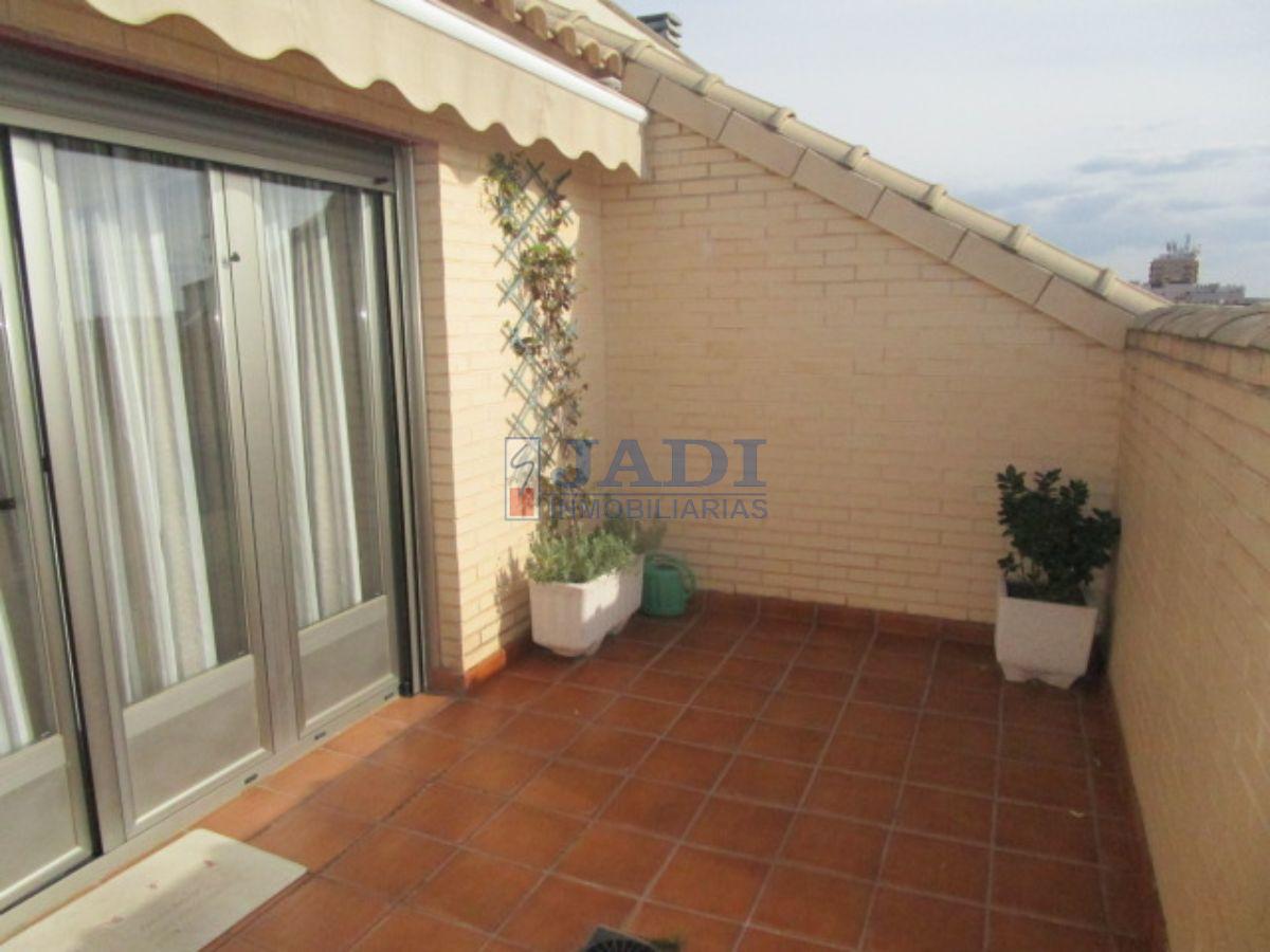 For sale of penthouse in Valdepeñas