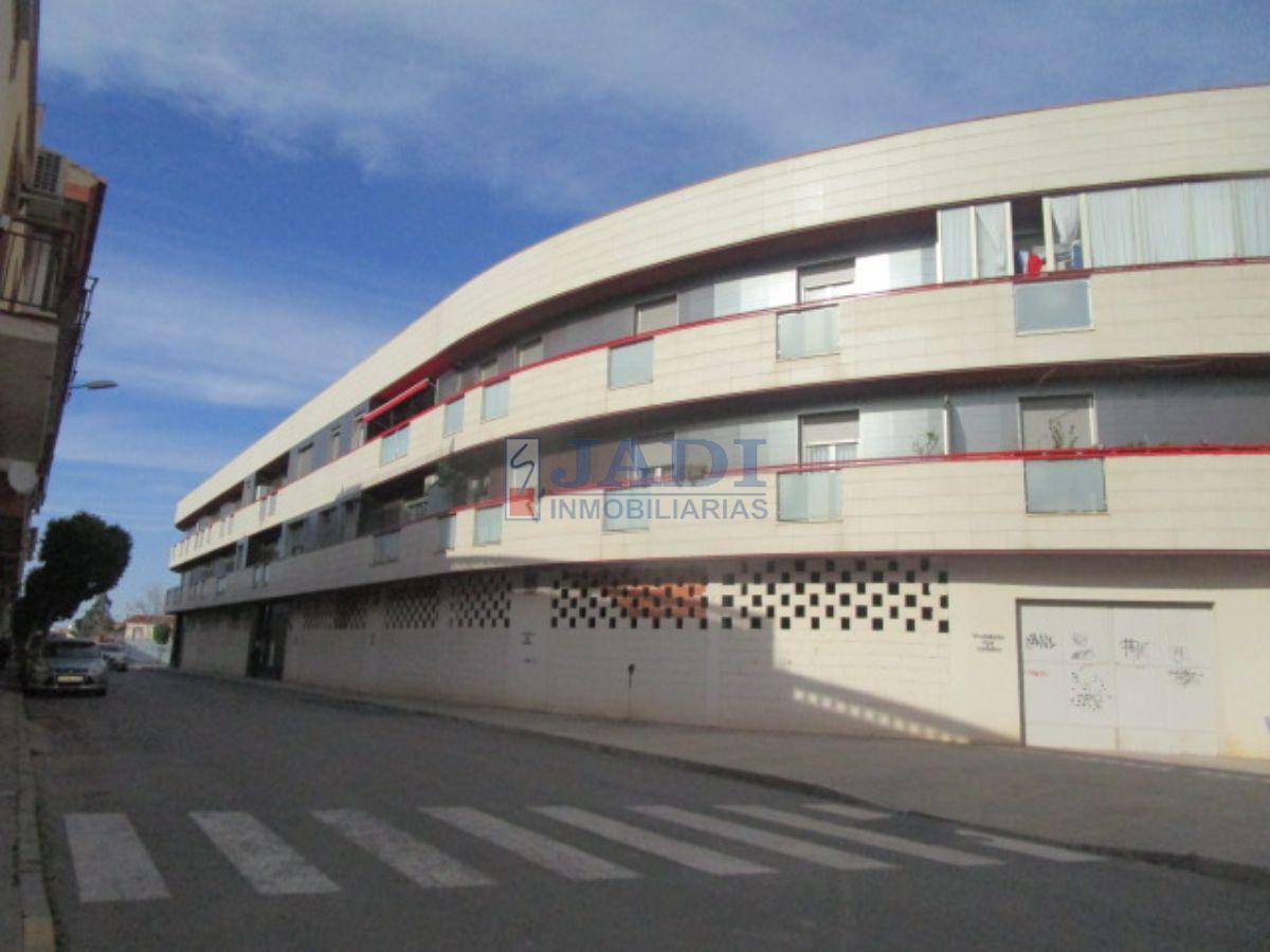 For sale of penthouse in Valdepeñas