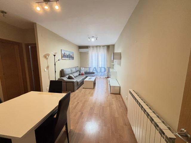 For rent of flat in Valdepeñas