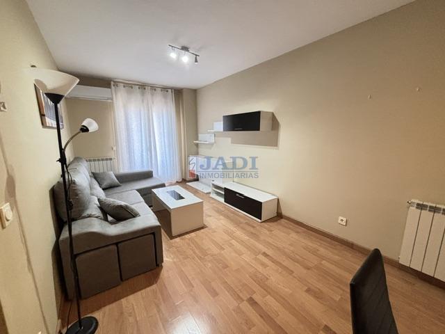 For rent of flat in Valdepeñas