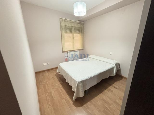 For rent of flat in Valdepeñas