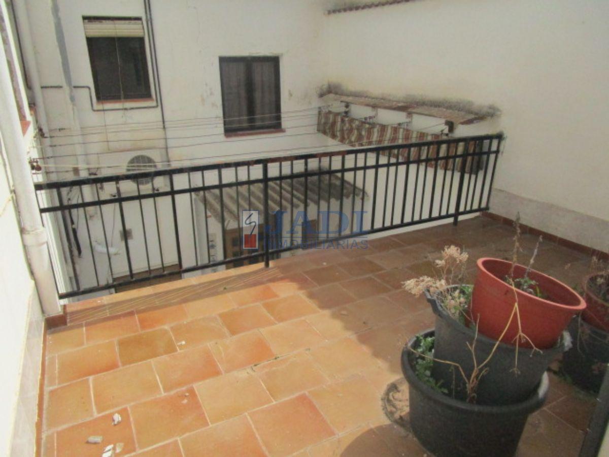 For sale of house in Valdepeñas