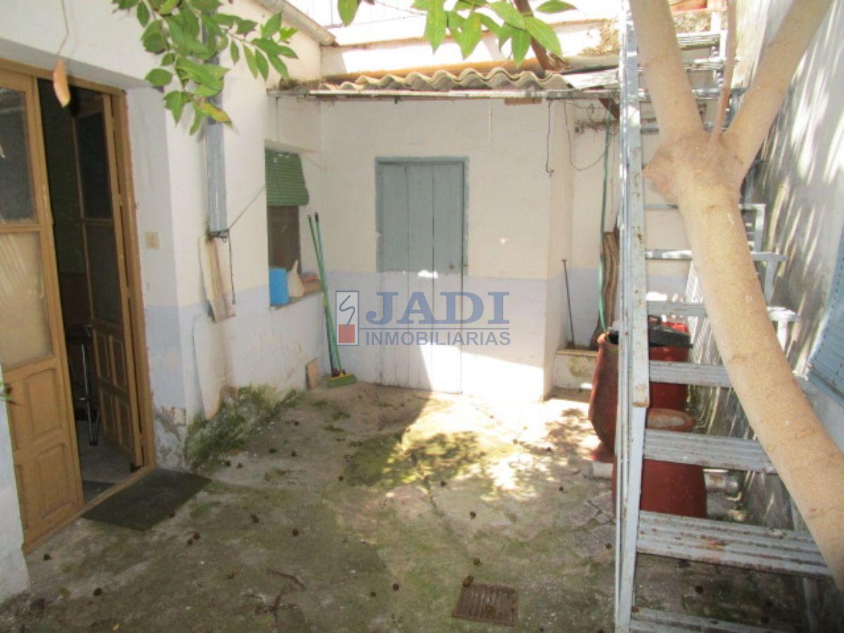 For sale of house in Valdepeñas