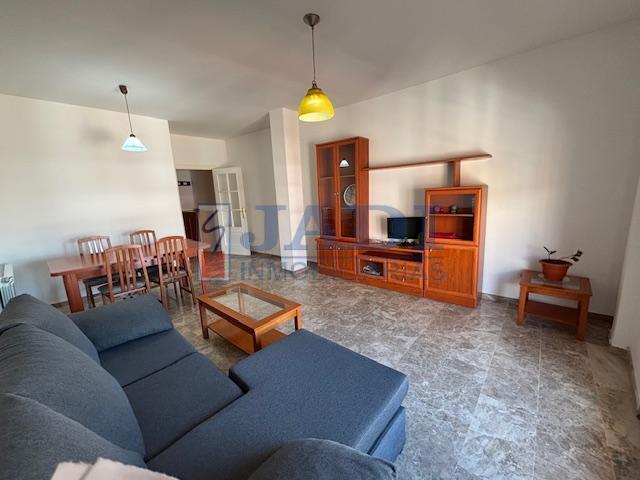 For sale of apartment in Valdepeñas