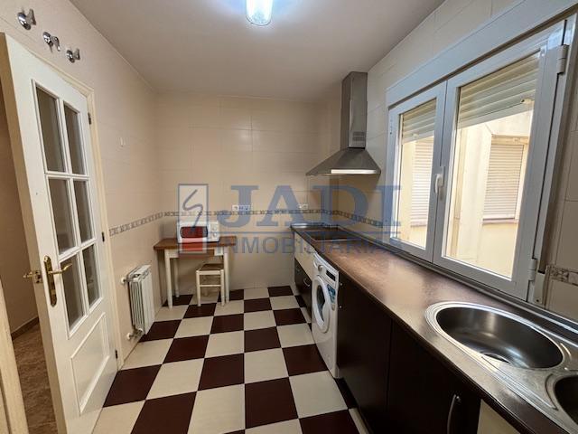 For sale of apartment in Valdepeñas