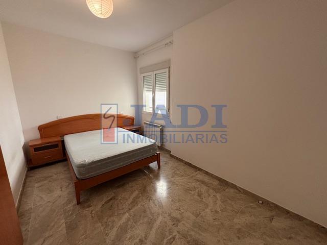 For sale of apartment in Valdepeñas