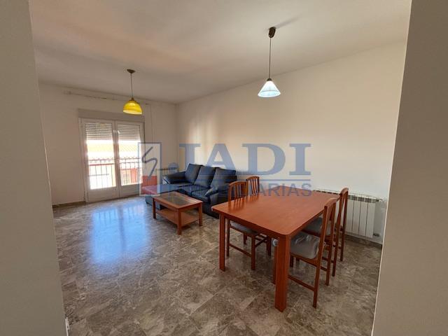 For sale of apartment in Valdepeñas