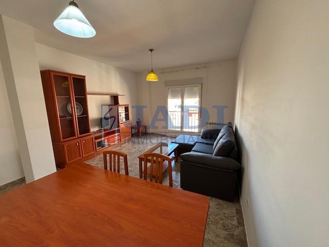 For sale of apartment in Valdepeñas