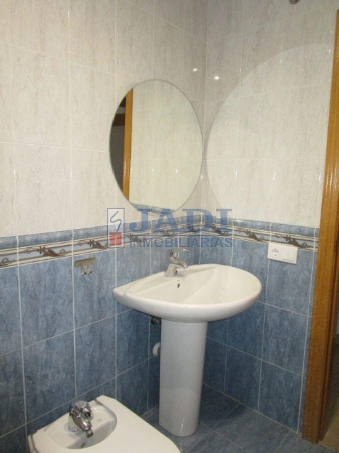 For rent of flat in Valdepeñas