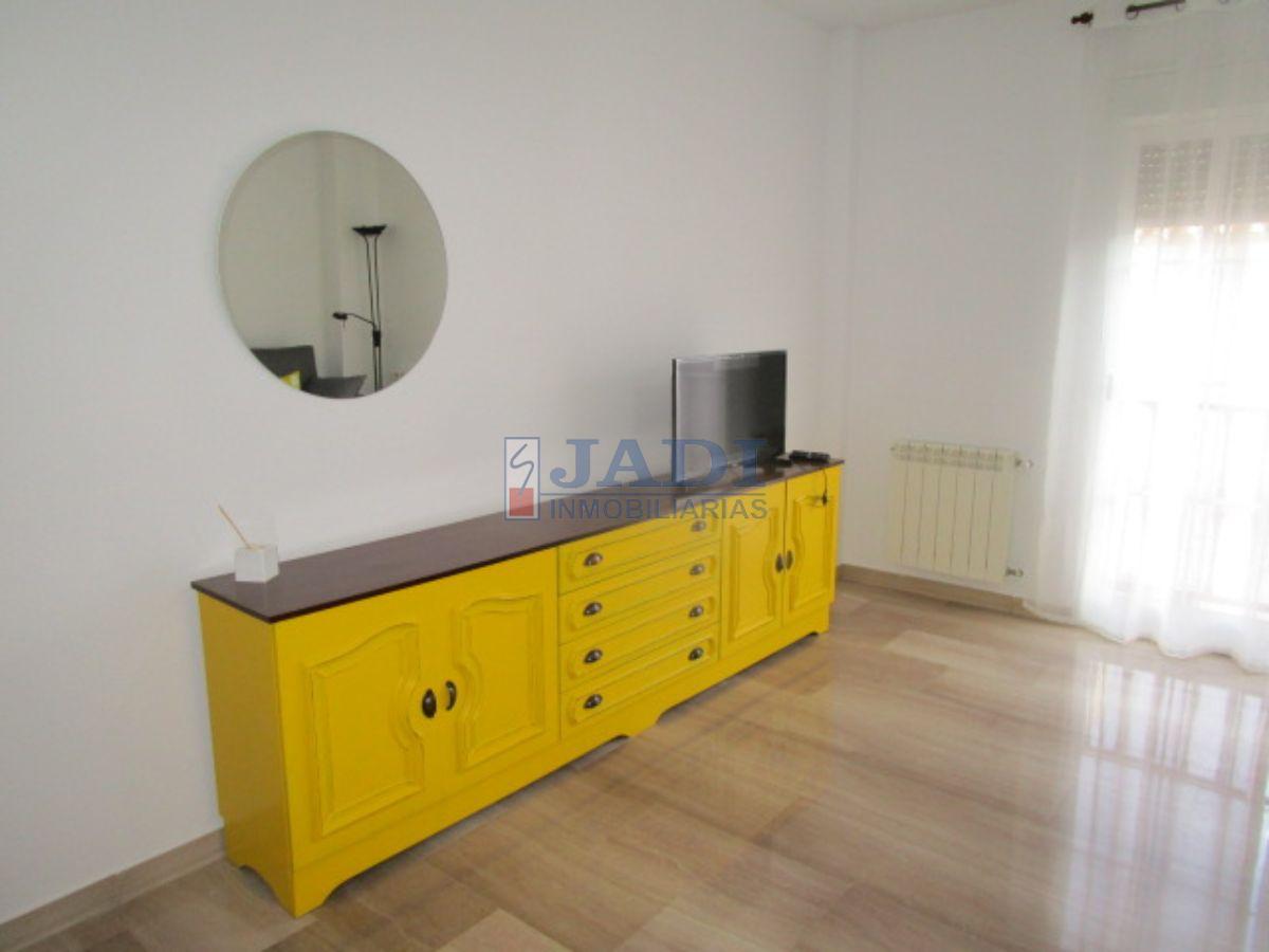 For rent of flat in Valdepeñas