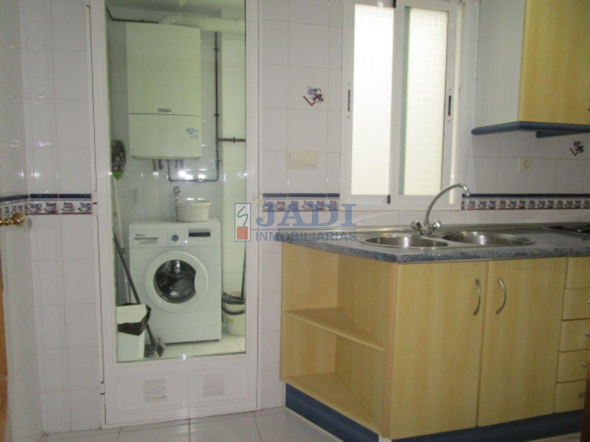 For rent of flat in Valdepeñas