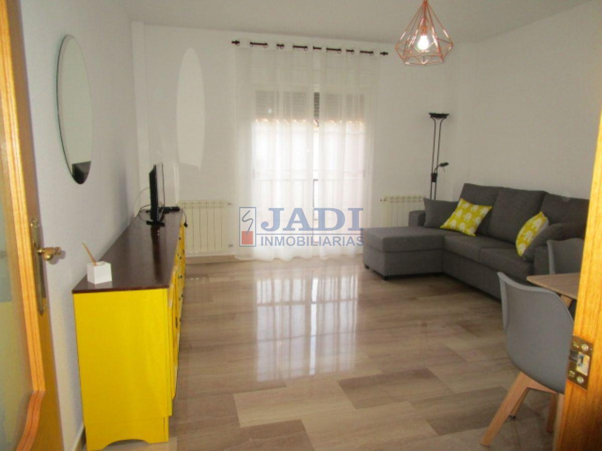 For rent of flat in Valdepeñas
