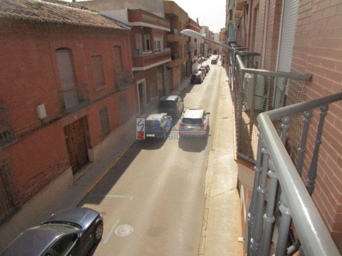 For rent of flat in Valdepeñas