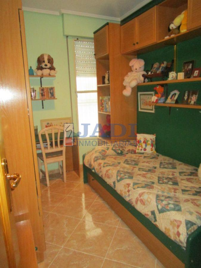 For sale of flat in Valdepeñas