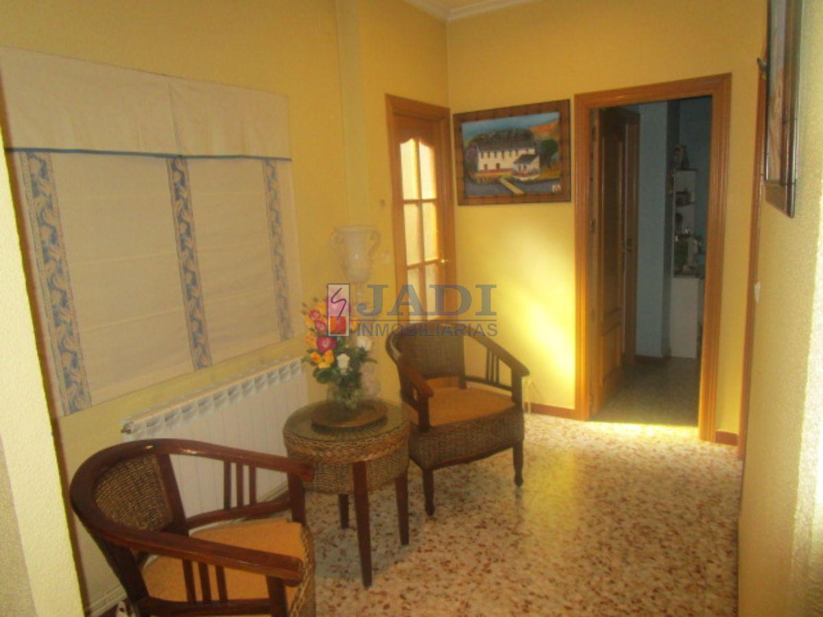 Venta de casa en Valdepeñas