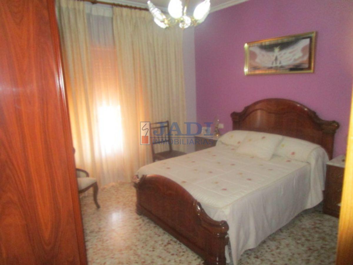 Venta de casa en Valdepeñas