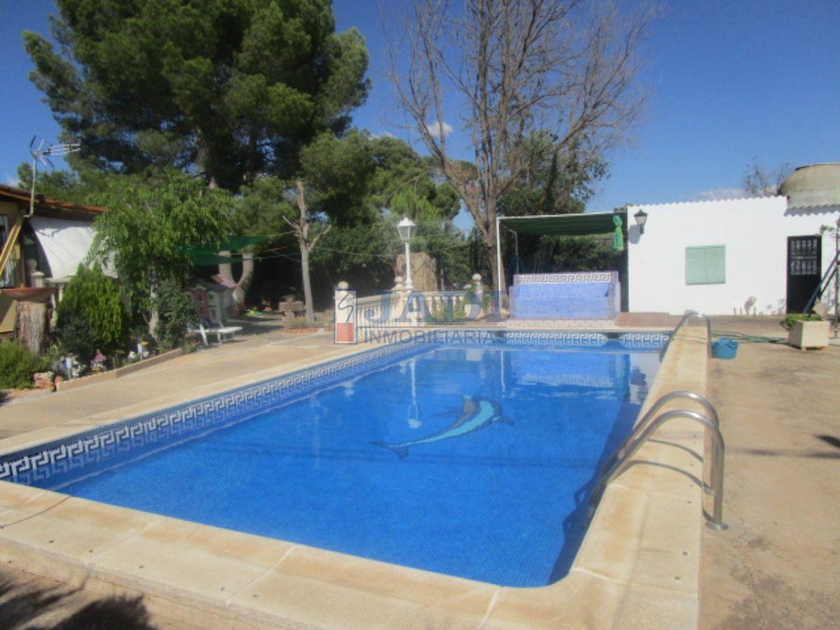 For sale of house in Valdepeñas