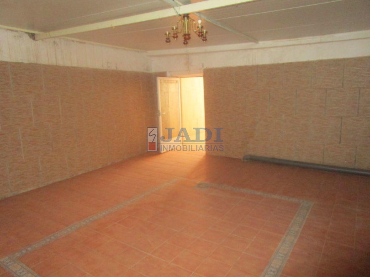 For sale of house in Valdepeñas