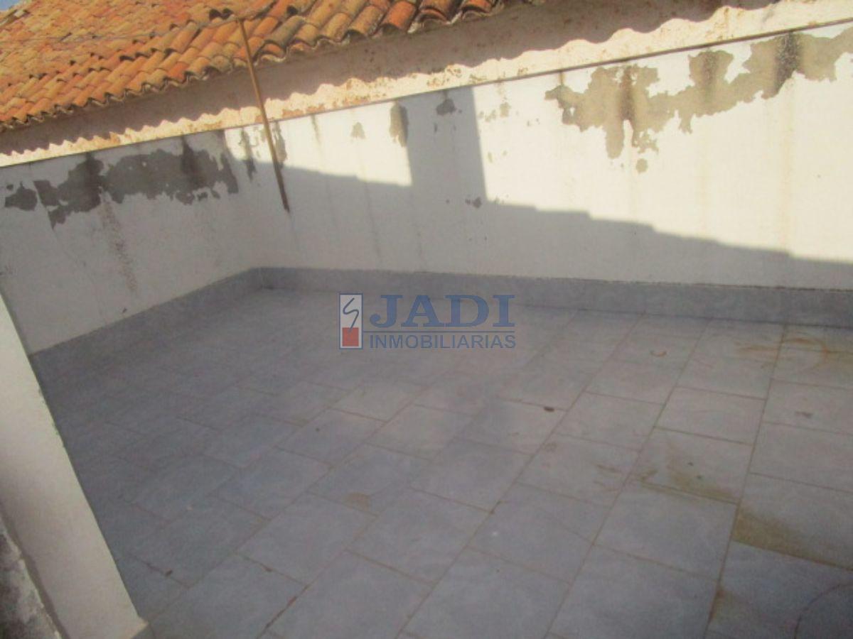 For sale of house in Valdepeñas